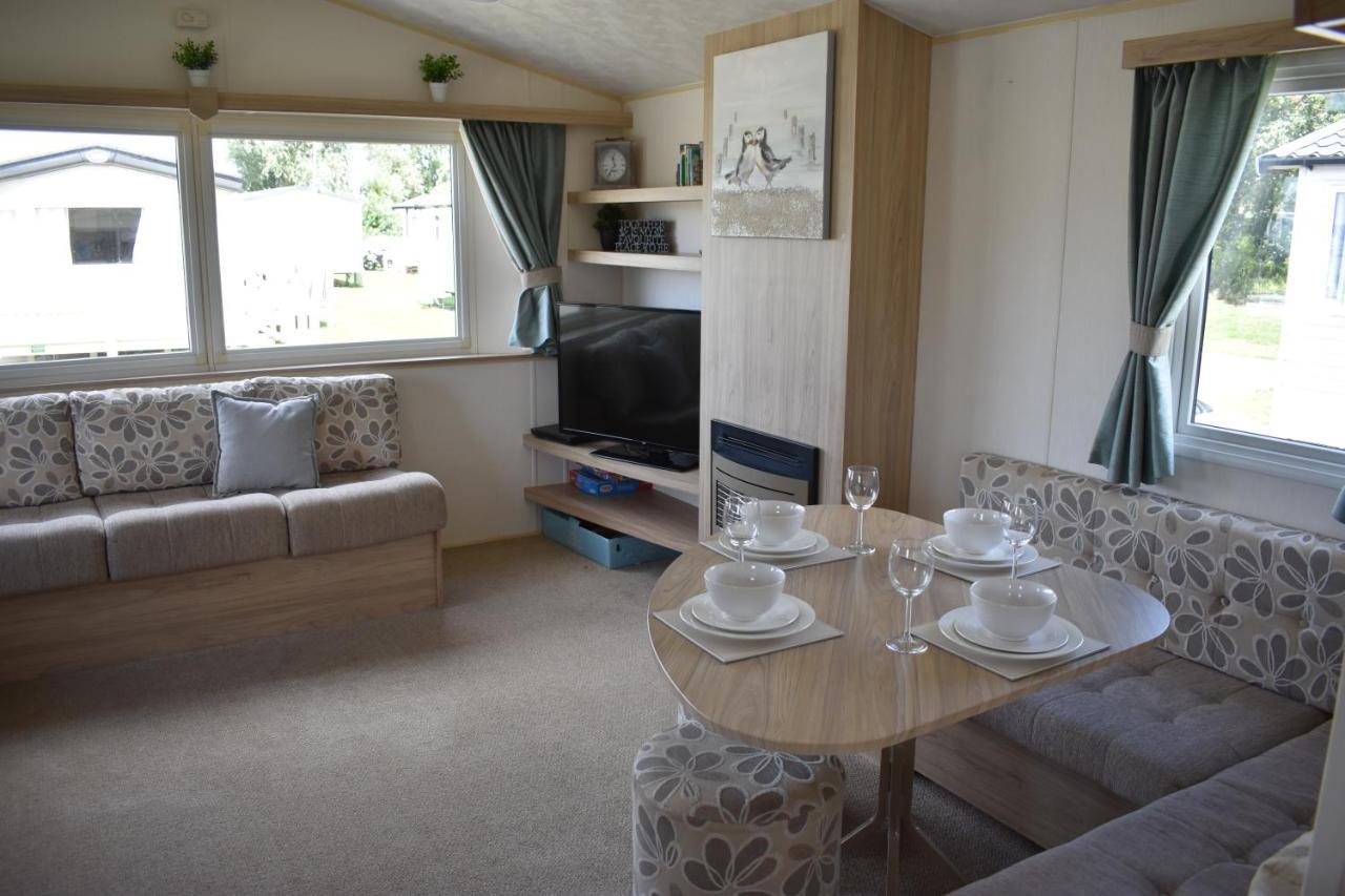 The Salsa Attractive Accomodation At Tattershall Lakes Exterior foto