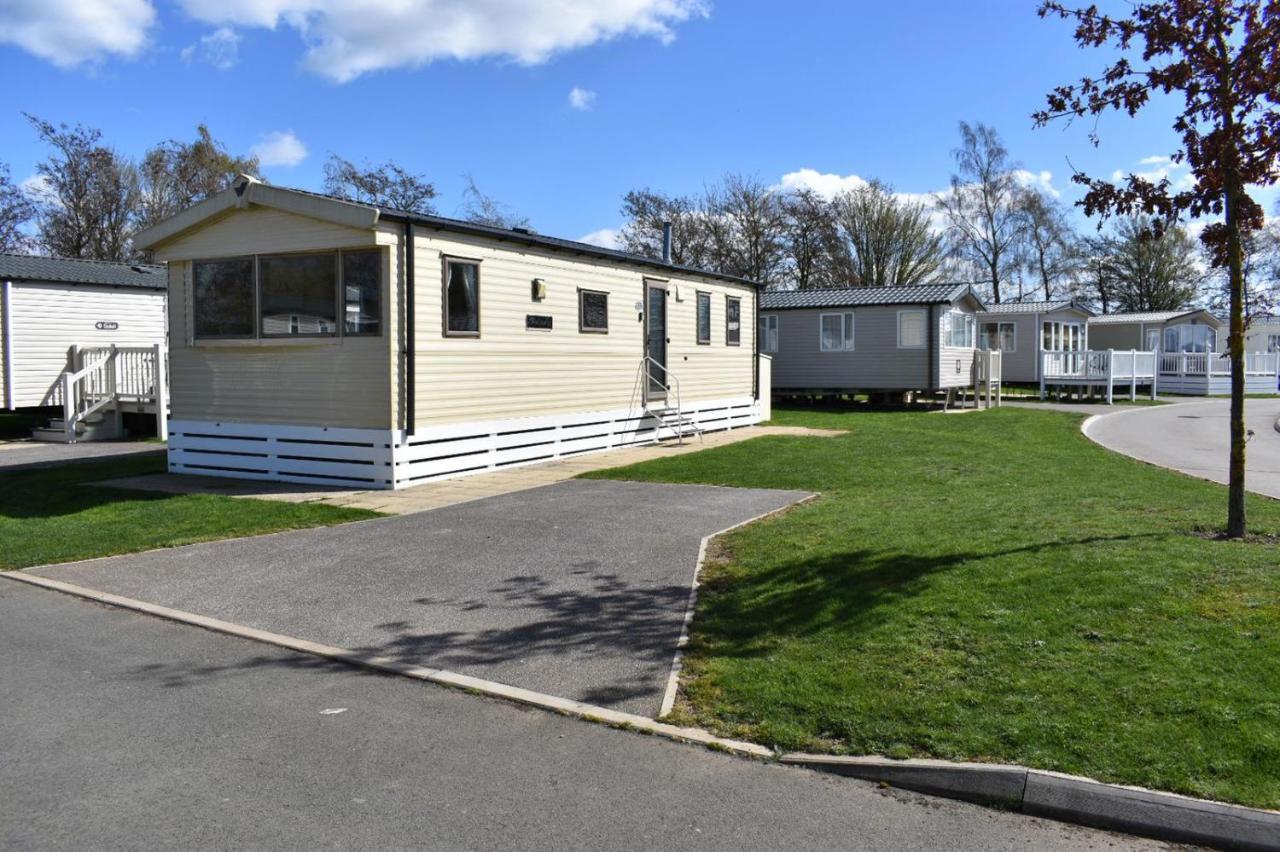 The Salsa Attractive Accomodation At Tattershall Lakes Exterior foto